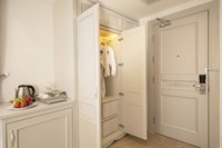 Khách Sạn MerPerle Beach Nha Trang